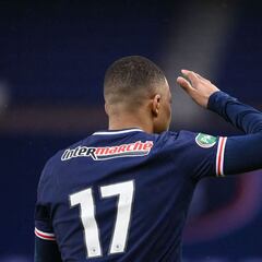 La curiosa historia por la que Mbappé tuvo que cambiar al '17'