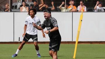 Primer día de entrenamiento de Gattuso al frente del Valencia.
