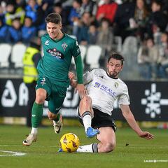 Pinchi pide paso en el Racing de Ferrol