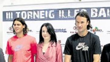 <b>EN CASA. </b>Nadal y Moyá, en la presentación del Illes Balears.