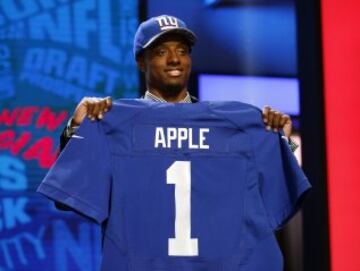 Una de las sorpresas del draft fue que Eli Apple saliera elegido antes que Vernon Hargreaves III. No sabemos si es que los Giants están coleccionando a todos los Elis de la liga o es que les hacía gracia llevarse a un Apple a la Big Apple.