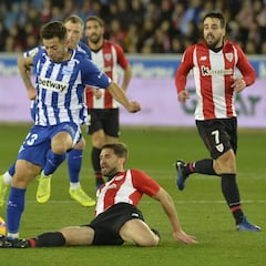 El jeque del Málaga paraliza las salidas y dificulta el pase de Jony