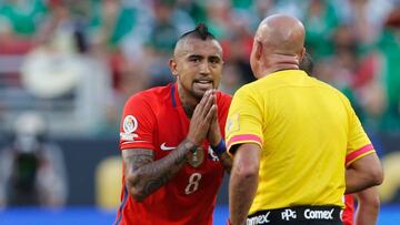 Arturo Vidal, la víctima favorita del árbitro de la final