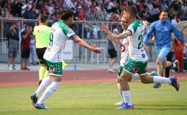 De estar retirado y ser barbero y chofer de Uber a héroe en la B: “Esto es como una película”