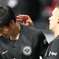 Con Borré, Eintracht empata y se mantiene invicto en UEL