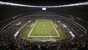 Estadio Azteca, capacidad para 87mil aficionados.