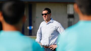 La polémica crece en la U: “Clark es personalista, no escucha las opiniones”