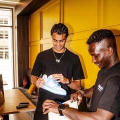 Conserjes de lujo, el negocio exclusivo que rodea a los futbolistas