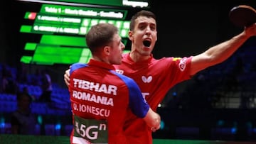 Plata histórica para Álvaro Robles en los mundiales de tenis de mesa