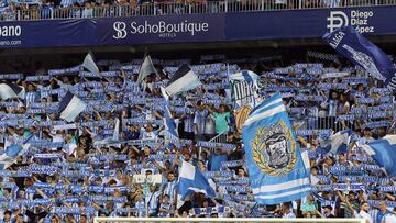 Imagen de la afición del Málaga contra el Recre Granada.