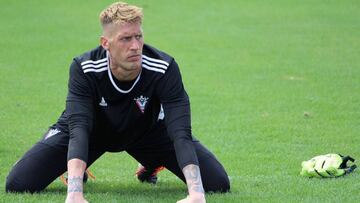 Limones, durante un entrenamiento con el Mirandés.