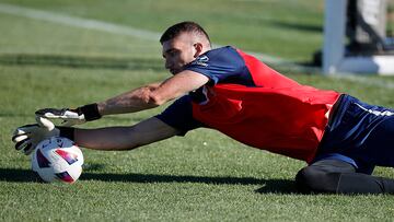 Grbic, en un entrenamiento del Atlético.