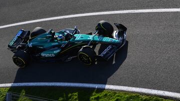 Fernando Alonso, con el Aston Martin AMR24 en Silverstone.