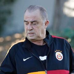 Fatih Terim avisa a Falcao su nuevo papel en Galatasaray