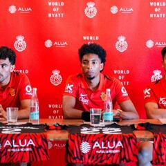 Presentados de una tacada Morey, Mojica y Asano