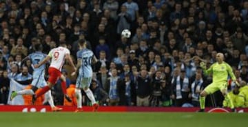 El delantero colombiano marcó el primer gol del Mónaco en el partido ante el Manchester City, en Inglaterra, en la ida de los octavos de final de Champions League.