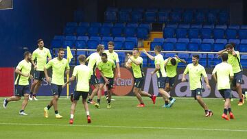 El Villarreal se entrenó ayer con muy buen ambiente. La salida de Marcelino ha enfadado a muchos jugadores y ha aliviado a otros.