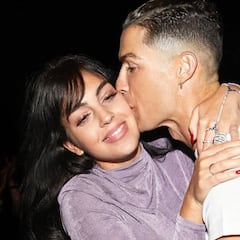 Cristiano Ronaldo y Georgina se ponen románticos durante su última tarde en yate
