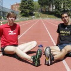 Schlangen aprende con Casado:
"Se compró hasta un jamón"