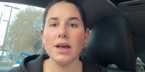 Marta admite que parte del alto precio de los artículos se debe a que son de buena calidad, y suele intentar adquirir productos que sean buenos, aun teniendo que pagar más.
