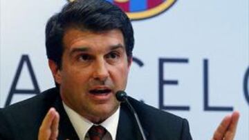 <B>MÁS GASTOS. </B>Sólo la Liga le costó a Laporta nueve millones de euros en primas.