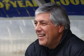 Roberto Hern&aacute;ndez ha ganado el 51,11% de los puntos como DT. Dirigi&oacute; 392 partidos en seis equipos. Con la U gan&oacute; la Copa Chile 1998.