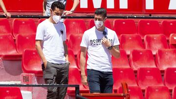 Jesús Navas, junto a Escudero en la despedida de Vaclik y Mudo Vázquez.