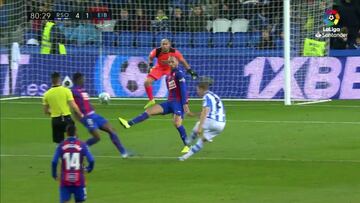 ¡En el ángulo! El gol del noruego que es revelación en España