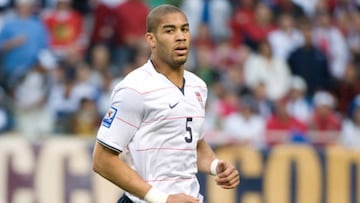 Otra leyenda de USA se despide, Oguchi Onyewu anunció su retiro