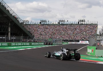 Luego de que de 1971 a 1985, no se celebrara el Gran Premio de México. Un año después del sismo, se encendieron de nuevo los motores en el Autódromo Hermanos Rodríguez. A pesar de ello, nuevamente en 1992 se interrumpiría esta carrera, regresando hasta el 2015. A falta de la confirmación de la FIA, al parecer tendremos Gran Premio en la Ciudad, en un mes.