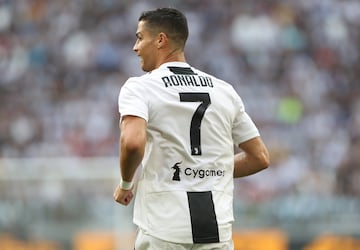 Cristiano Ronaldo makes his debut at the Juventus Stadium