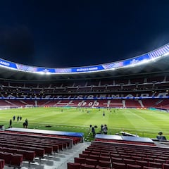 A vueltas con el césped del Metropolitano