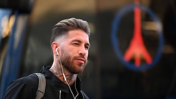 Paris Saint-Germain's Spanish defender Sergio Ramos arrives for the French L1 football match between Paris Saint-Germain (PSG) and Lens (RCL) at the Parc des Princes in Paris, on April 15, 2023. (Photo by FRANCK FIFE / AFP)