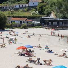 Vacunas de la COVID en vacaciones: ¿puedo vacunarme en otra comunidad si no estoy empadronado?