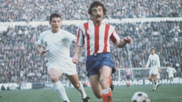 Cap&oacute;n, en un partido ante el Valencia de los a&ntilde;os 70.