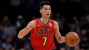 Jeremy Lin en un partido con los Atlanta Hawks