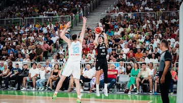 David Kramer, fichaje del Real Madrid, lanza en el primer amistoso de Alemania frente a Eslovenia.