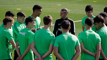 10/04/24
ELCHE
ENTRENAMIENTO
BECCACECE
