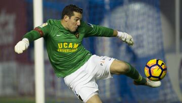 Biel Ribas, portero del UCAM Murcia sancionado con cuatro partidos por un pu&ntilde;etazo a un jugador del Mirand&eacute;s