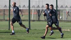 Gallardo prepara el equipo con una duda en el mediocampo