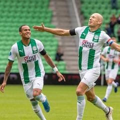 Robben marca con el Groningen 18 años después