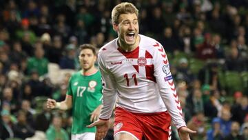 Las confesiones de Bendtner: fiestas con mujeres y borracheras en la selecci車n de Dinamarca