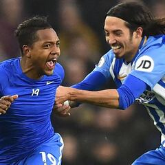 Izquierdo marca golazo con el Brighton ante West Ham