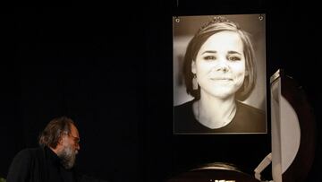 Russian political scientist and ideologue Alexander Dugin mourns for his daughter Darya Dugina, who was killed in a car bomb attack, during a memorial service in Moscow, Russia August 23, 2022. REUTERS/Maxim Shemetov