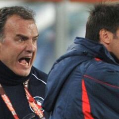 La insólita forma en que Bielsa ofreció a Berizzo ser su ayudante en Chile