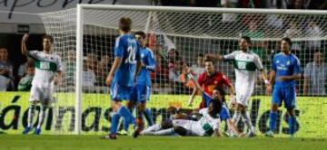 Elche-Real Madrid. 2-1. Penalti de Carlos Alberto a Pepe.