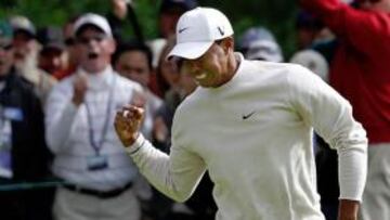 Tiger contesta a Mickelson y se acerca a su decimoquinto major