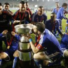 La U se acerca a récord de Colo Colo tras ganar la Supercopa