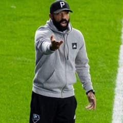 Henry deja de ser el entrenador del CF Montréal