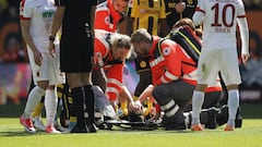 Weigl suffers broken ankle in Dortmund draw